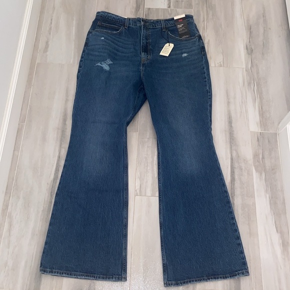 Levi’s Premium, Blue Tag 70's High Flare (2022), Capital E, 34x32, NWT $128 MSRP - Picture 10 of 12